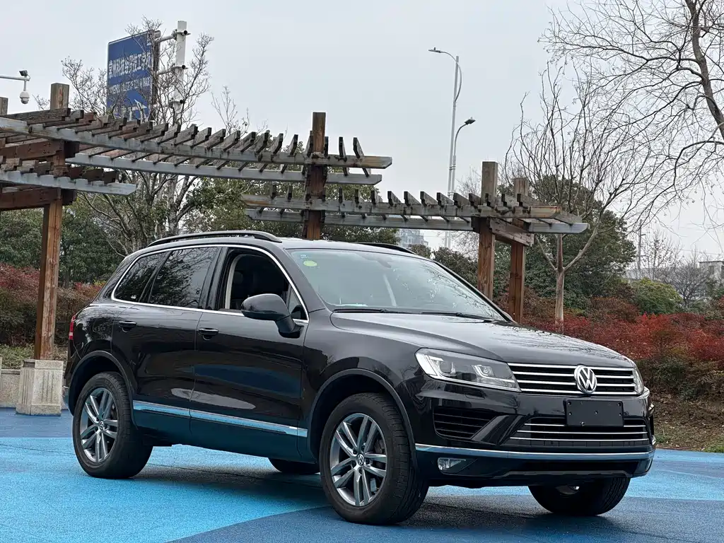 Volkswagen Touareg 2017 — фото 3
