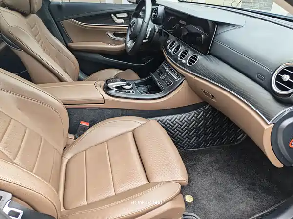 Mercedes-Benz E-Class 2018