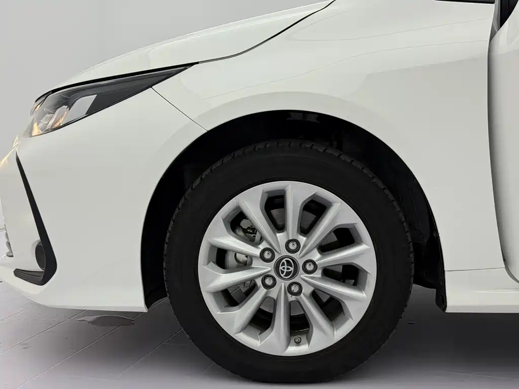 Toyota Corolla 2022 — фото 22