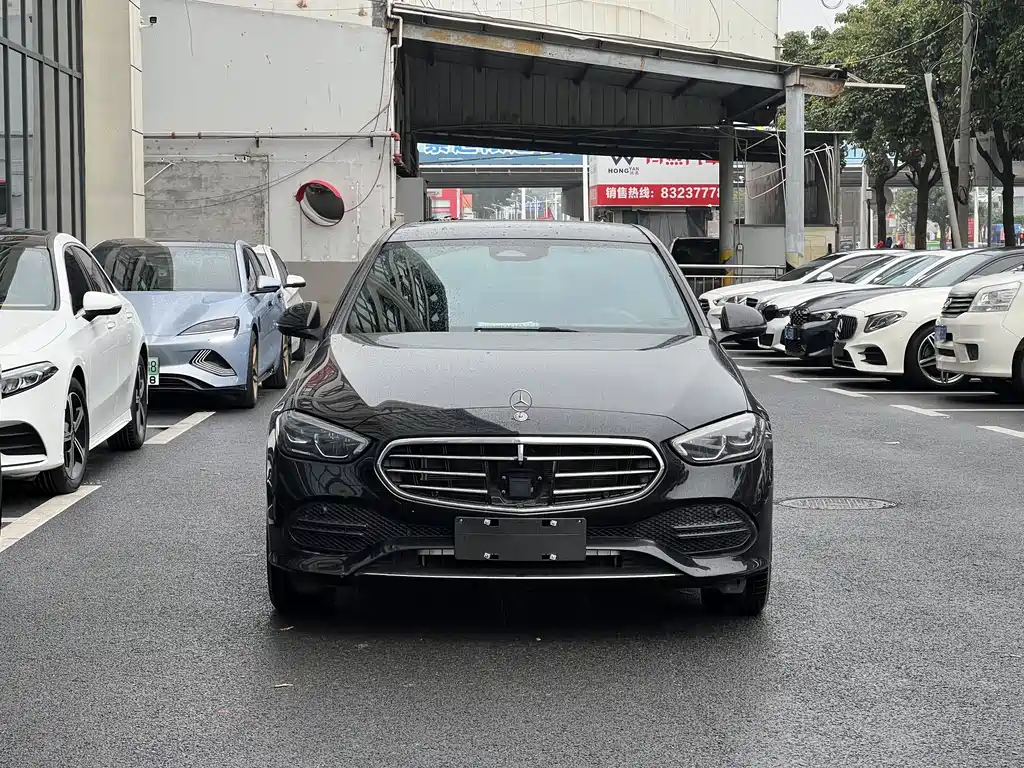 Mercedes-Benz C-Class 2023 — фото 2