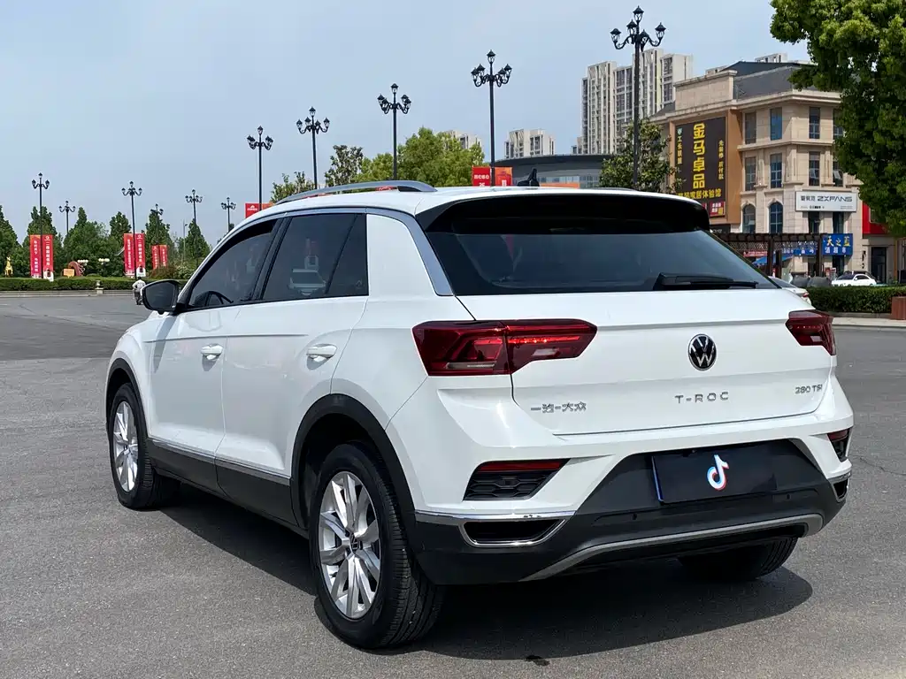 Volkswagen T-Roc 2022 — фото 9