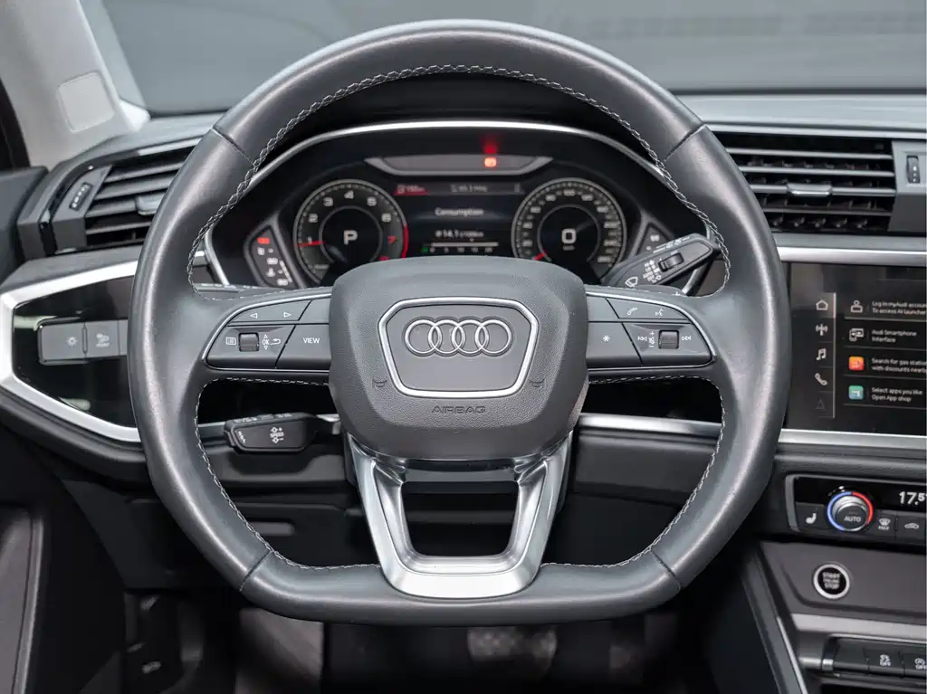 Audi Q3 2022 — фото 16