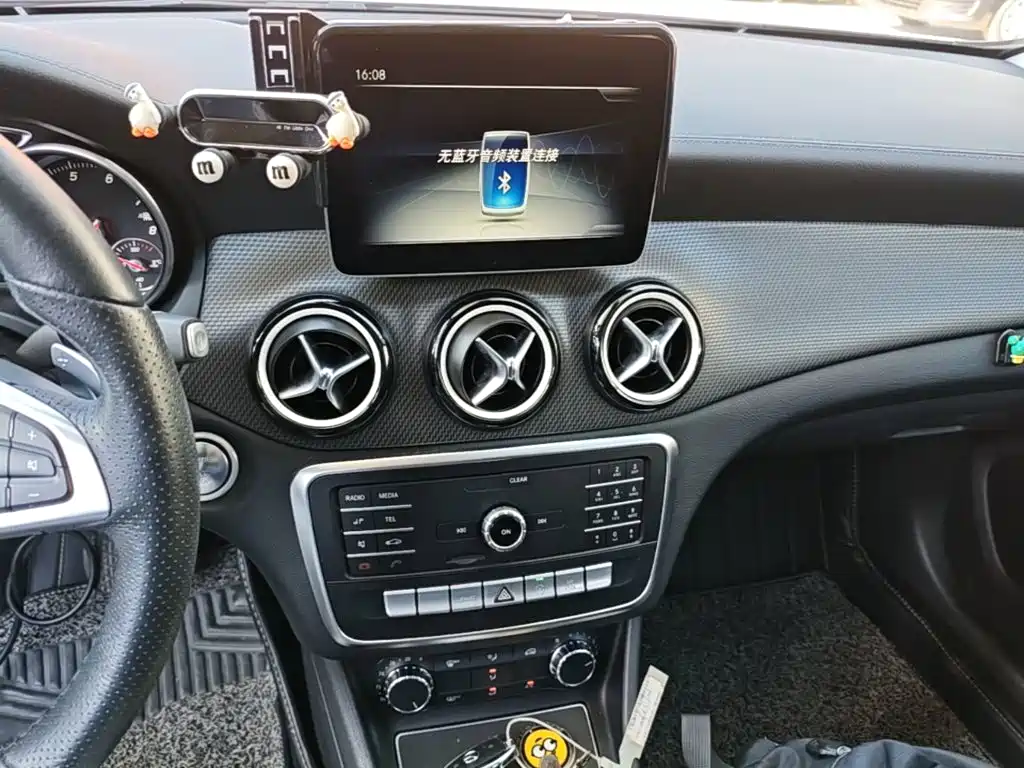 Mercedes-Benz GLA 2019 — фото 13