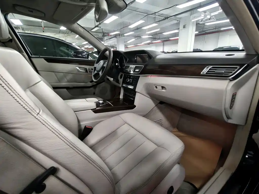 Mercedes-Benz E-Class 2014