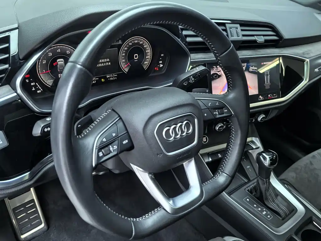 Audi Q3 2022 — фото 18