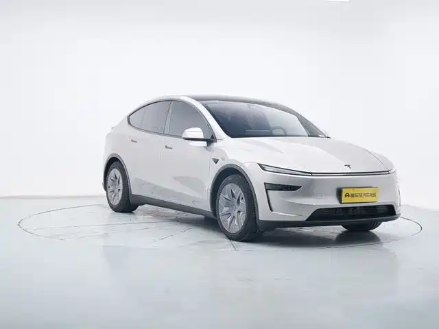 Tesla Model Y L 2025 — фото 4