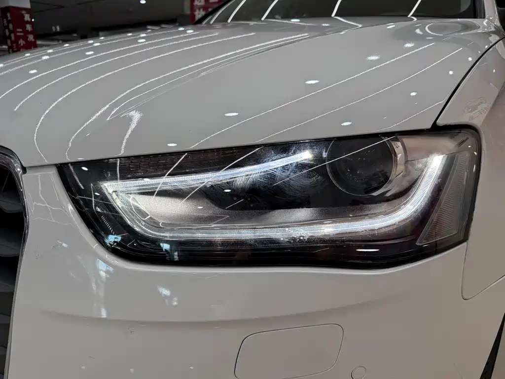 Audi A4L 2016 — фото 11