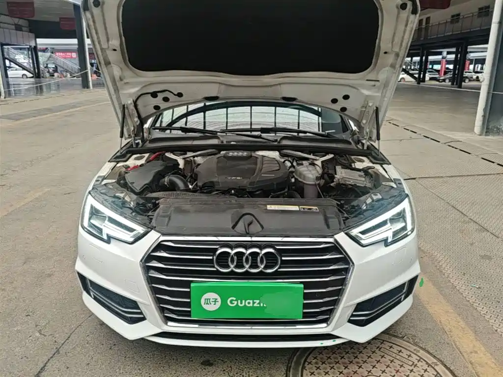 Audi A4L 2019 — фото 20