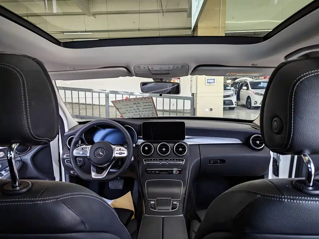 Mercedes-Benz C-Class 2020 — фото 8