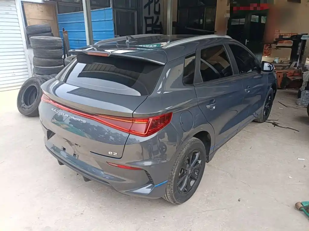 BYD e2 2020