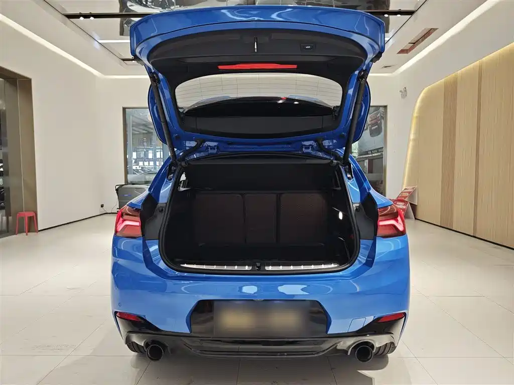 BMW X2 2022 — фото 9