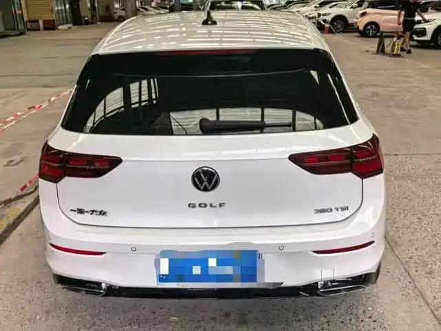 Volkswagen Golf 2022
