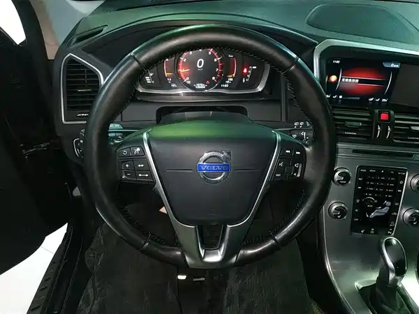 Volvo XC60 2017