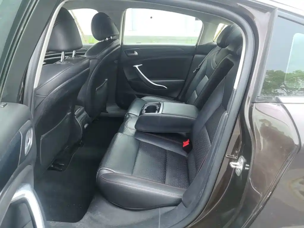 Citroen C5 2015 — фото 17