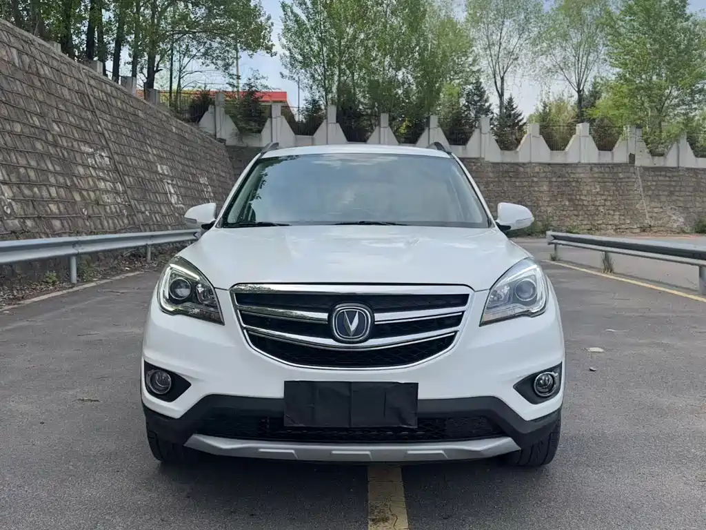 Changan CS35 2018 — фото 2