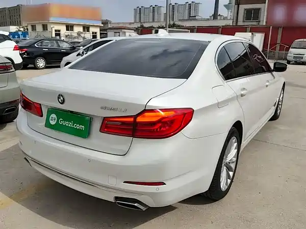 BMW 5 Series 2019