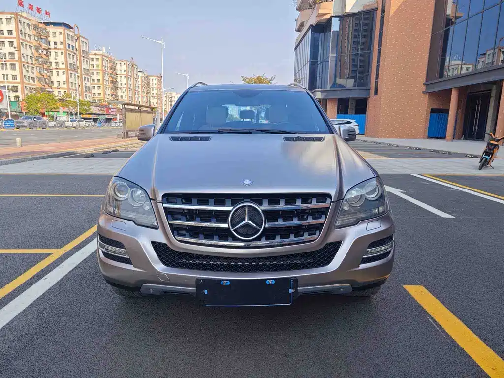 Mercedes-Benz M-Class 2011