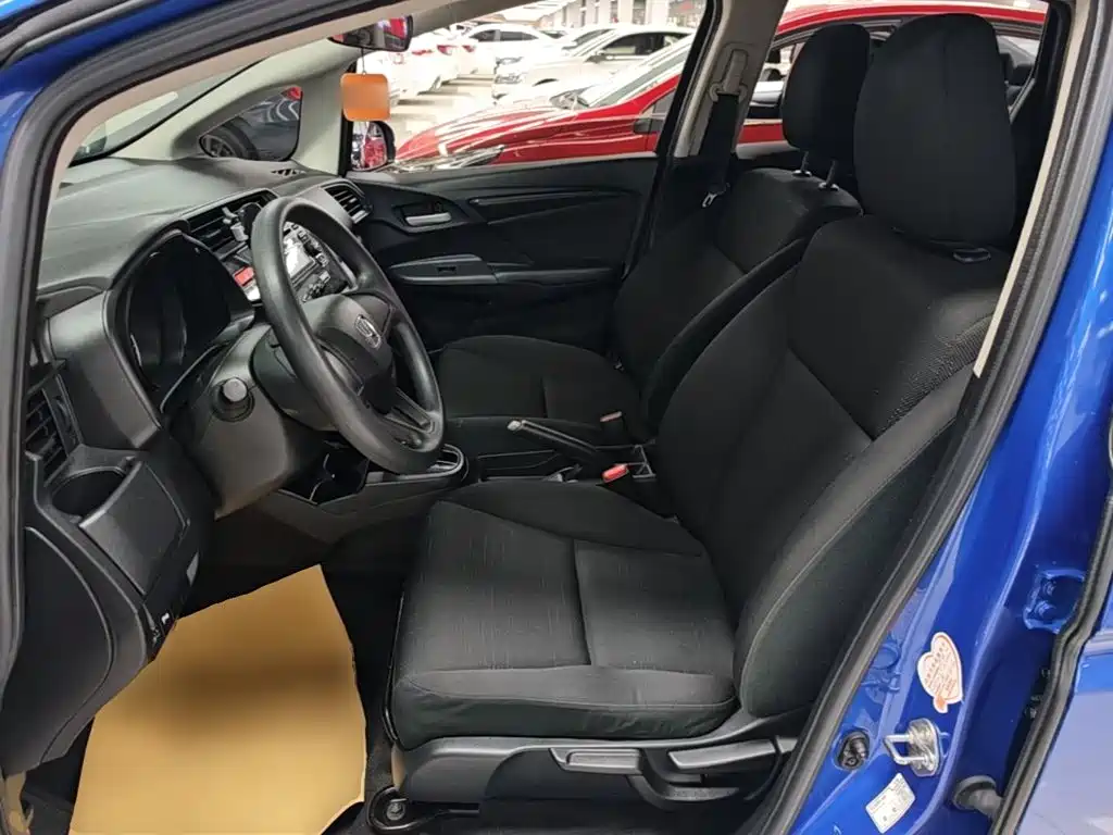 Honda Fit 2017 — фото 11