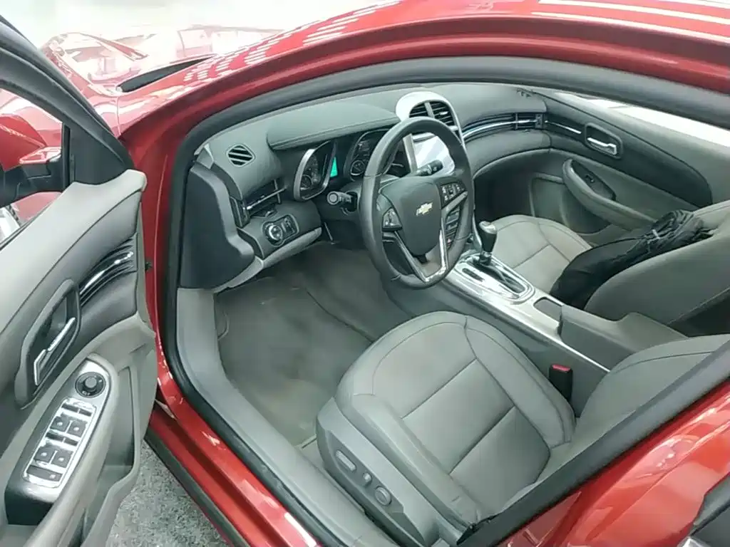 Chevrolet Malibu 2015 — фото 15