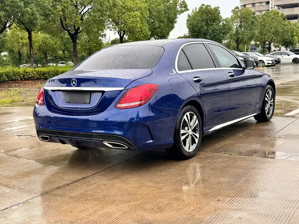 Mercedes-Benz C-Class 2017