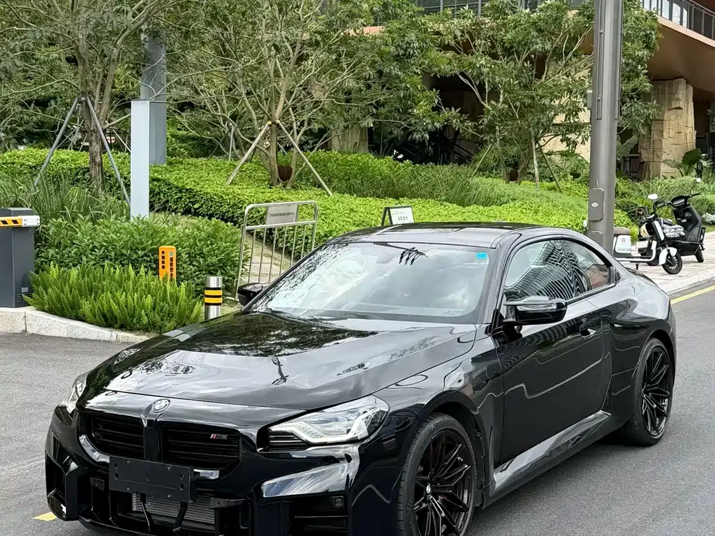 BMW M2 2025 — фото 1