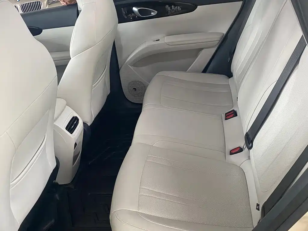 Geely Galaxy Starwish 2024