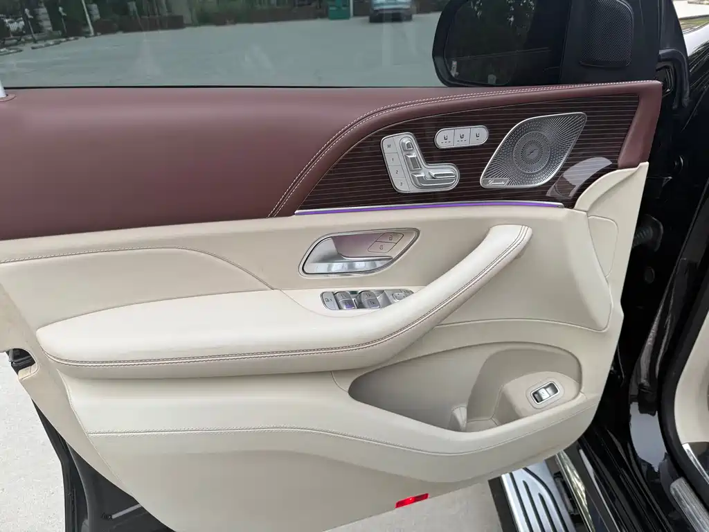 Mercedes-Benz GLS 2021 — фото 4