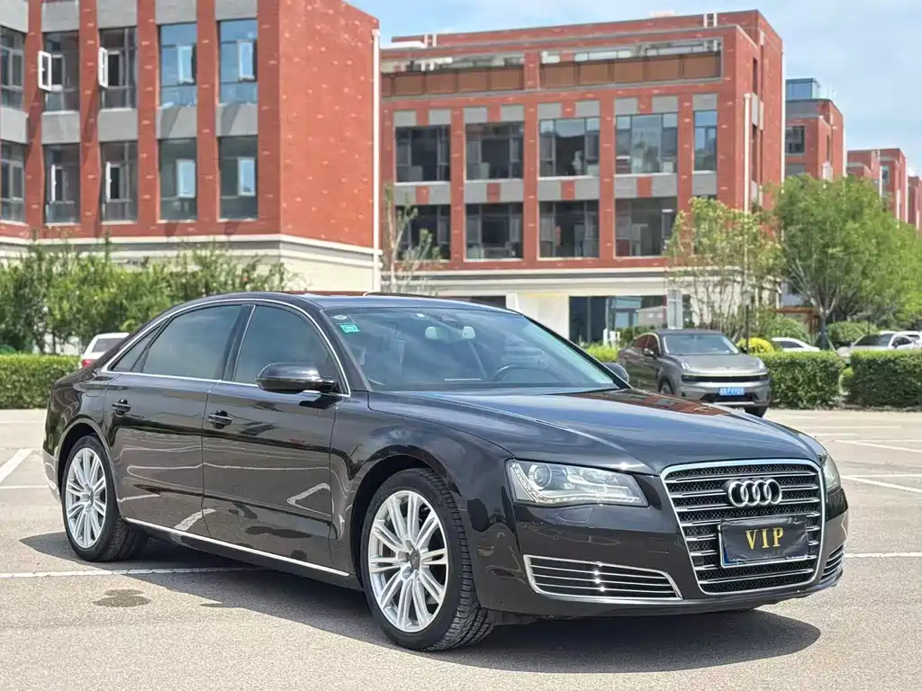 Audi A8 2014