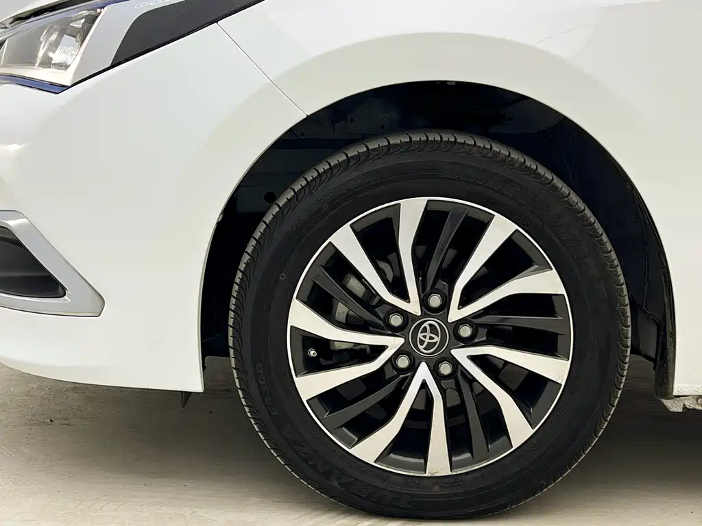 Toyota Corolla 2021 — фото 17