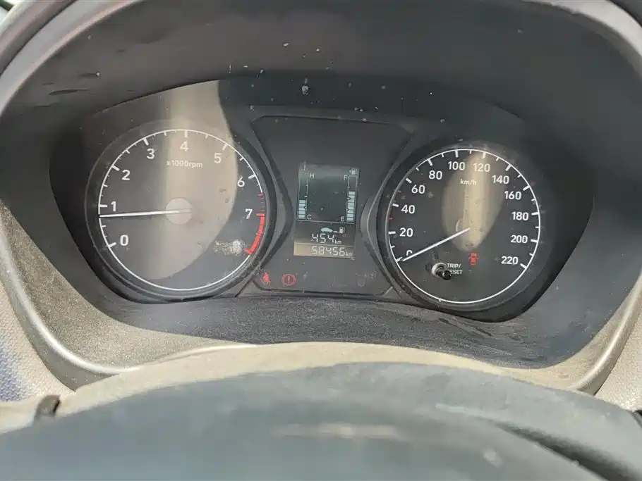Hyundai Verna 2018 — фото 14