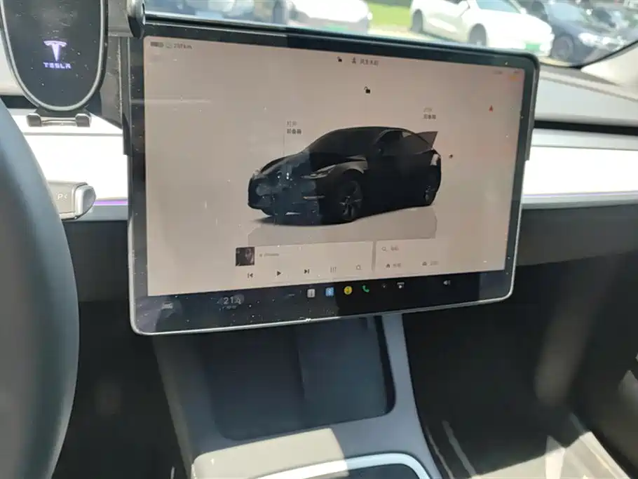 Tesla Model Y 2023 — фото 13