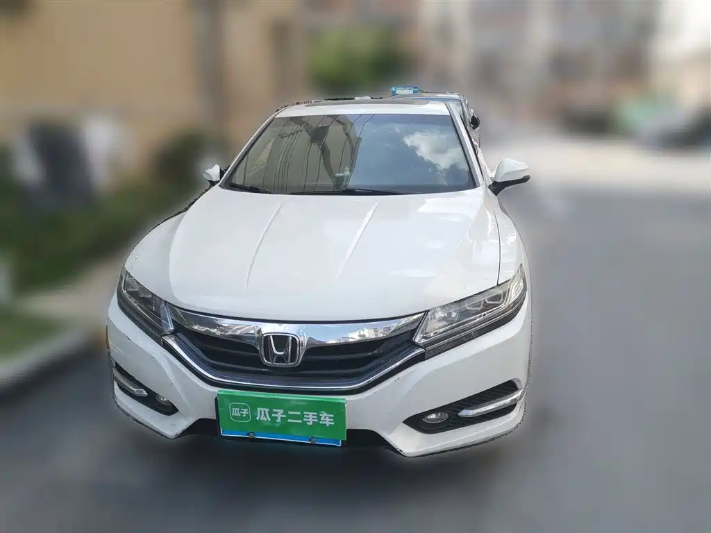 Honda Spirior 2017 — фото 24