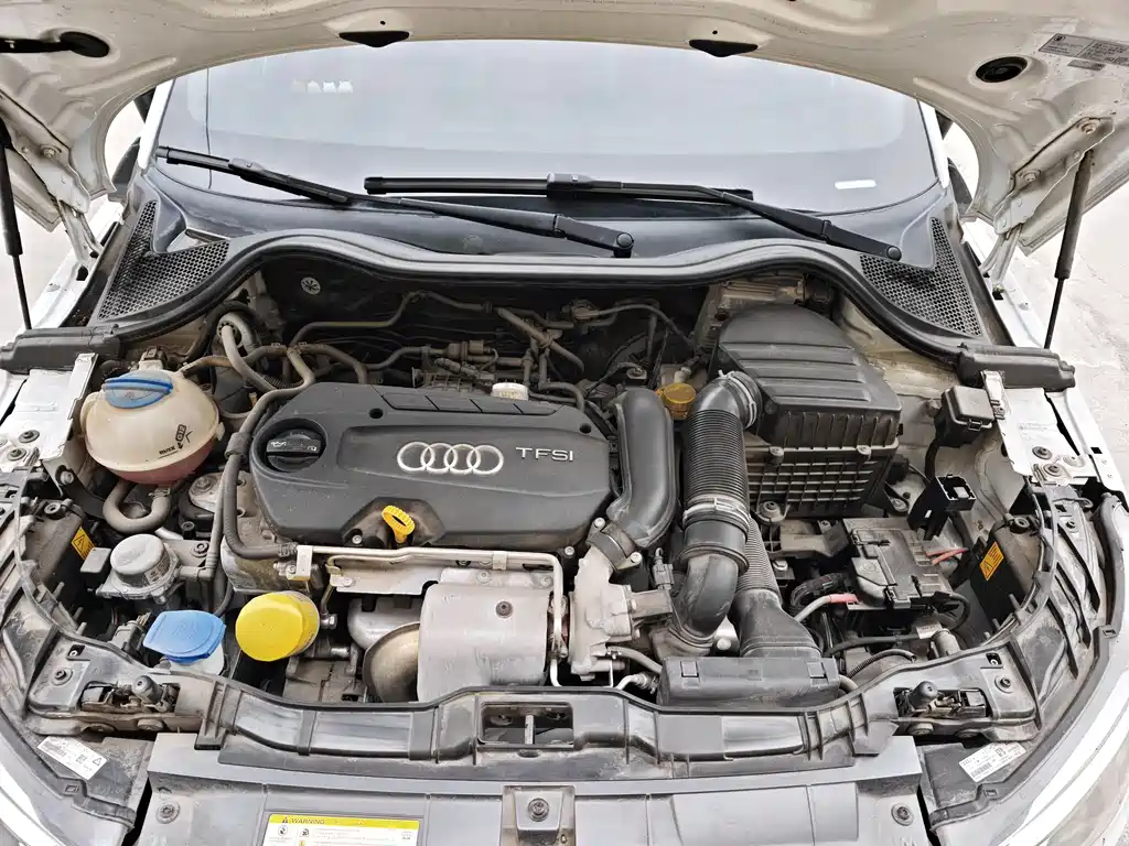 Audi A1 2014 — фото 16
