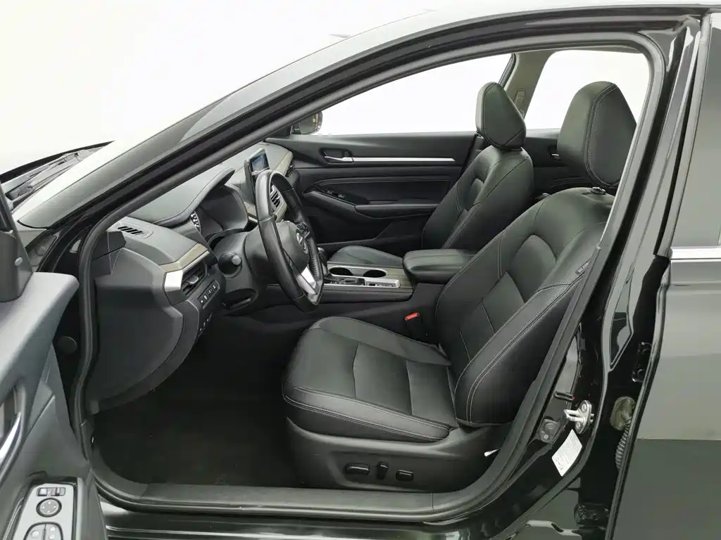 Nissan Teana 2022 — фото 10