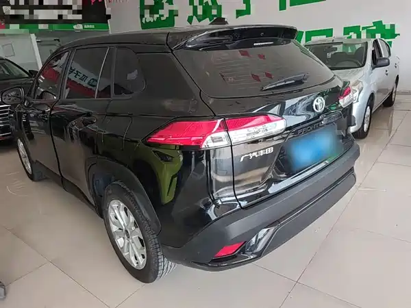Toyota Frontlander 2024