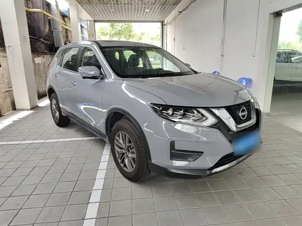 Nissan X-Trail 2025
