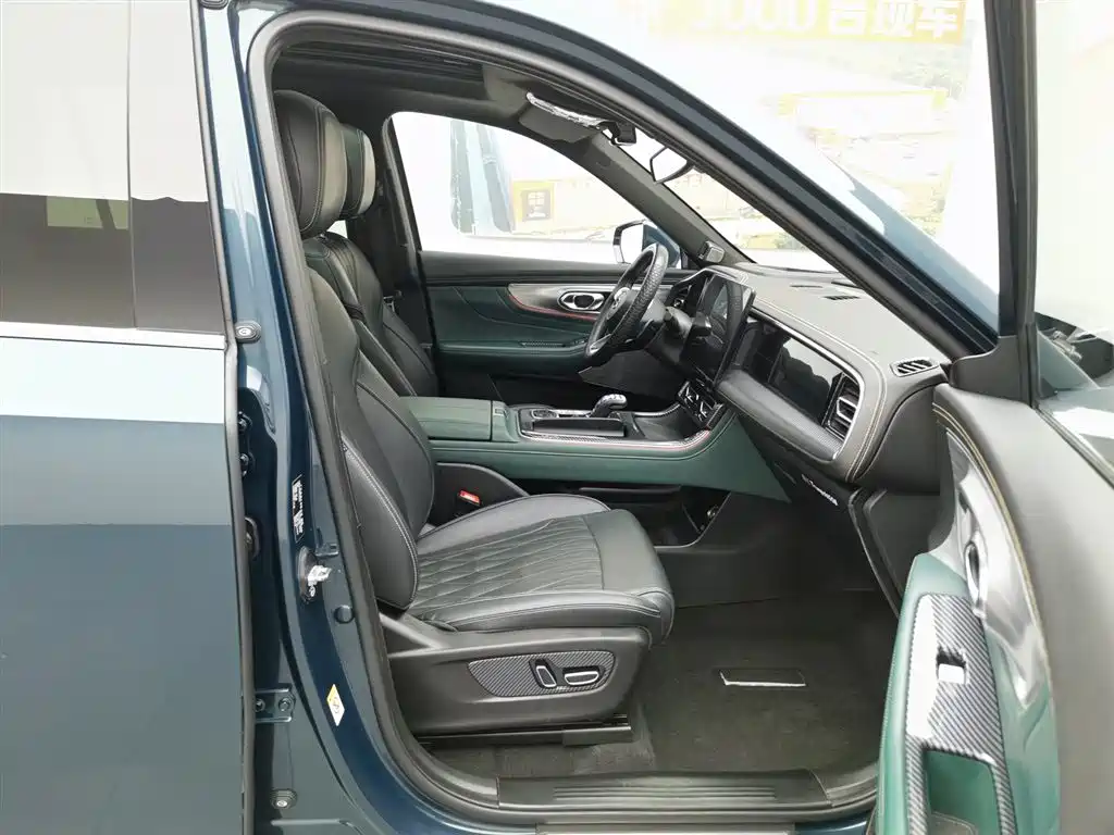 GAC Motor Trumpchi GS8 2021 — фото 23