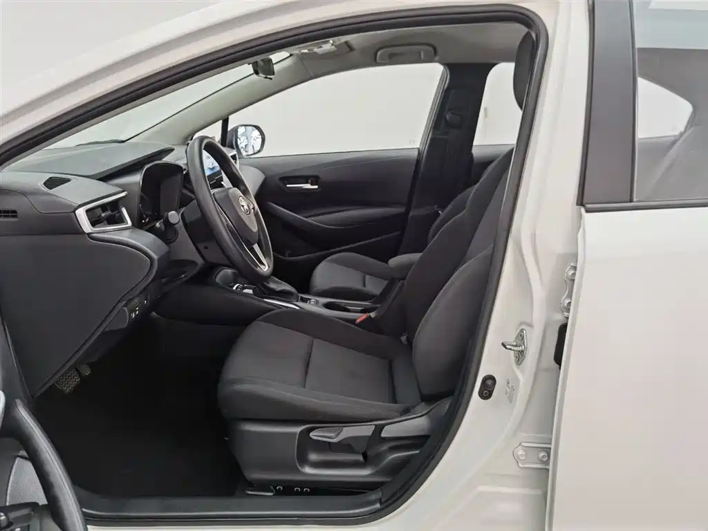 Toyota Levin 2024 — фото 10