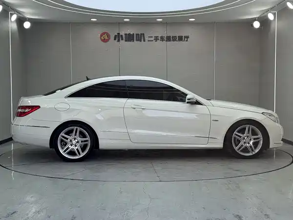 Mercedes-Benz E-Class 2012