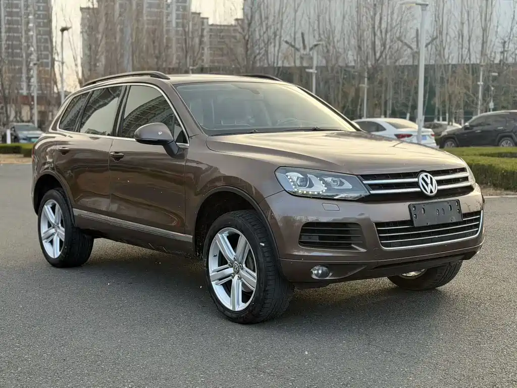 Volkswagen Touareg 2015 — фото 6