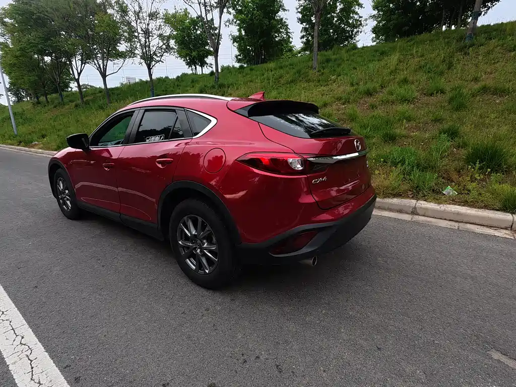 Mazda CX-4 2017 — фото 4