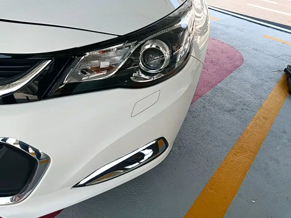 Chevrolet Malibu 2018 — фото 24