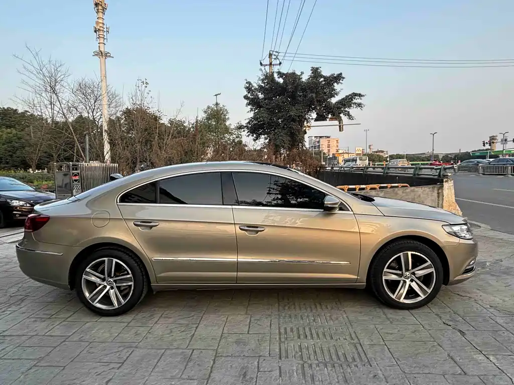 Volkswagen CC 2017 — фото 13