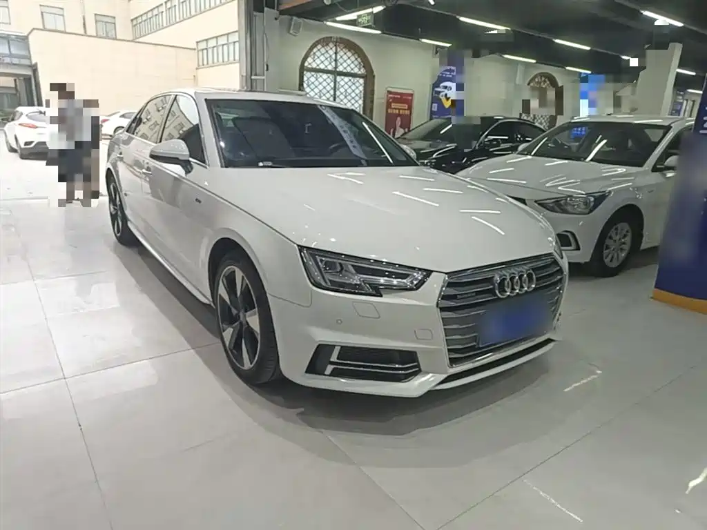Audi A4L 2017 — фото 4