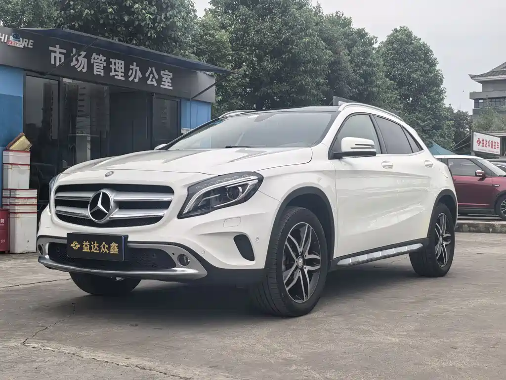 Mercedes-Benz GLA 2017