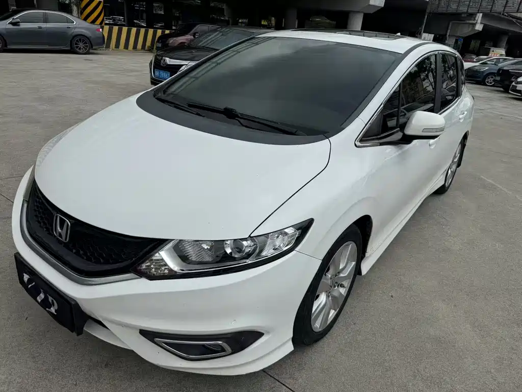 Honda Jade 2015 — фото 1