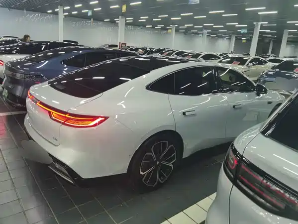Geely Galaxy E8 2025