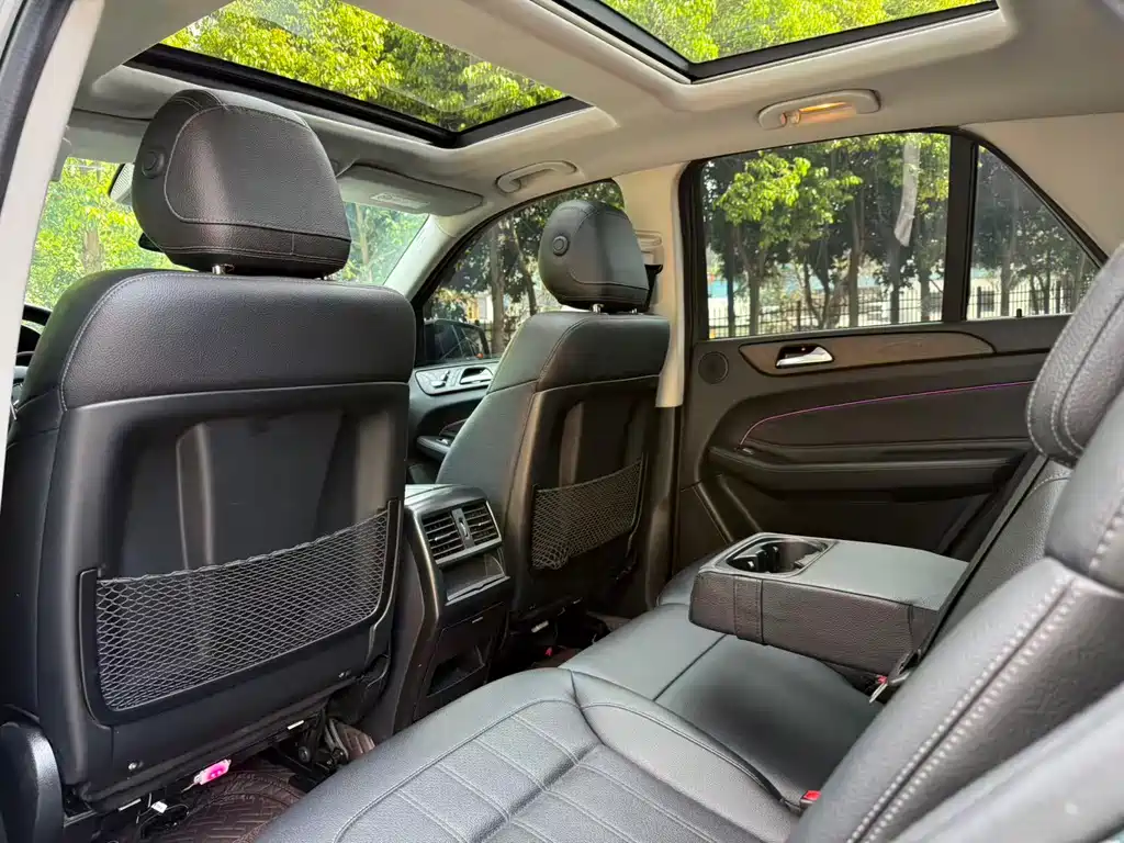 Mercedes-Benz GLE 2015 — фото 26