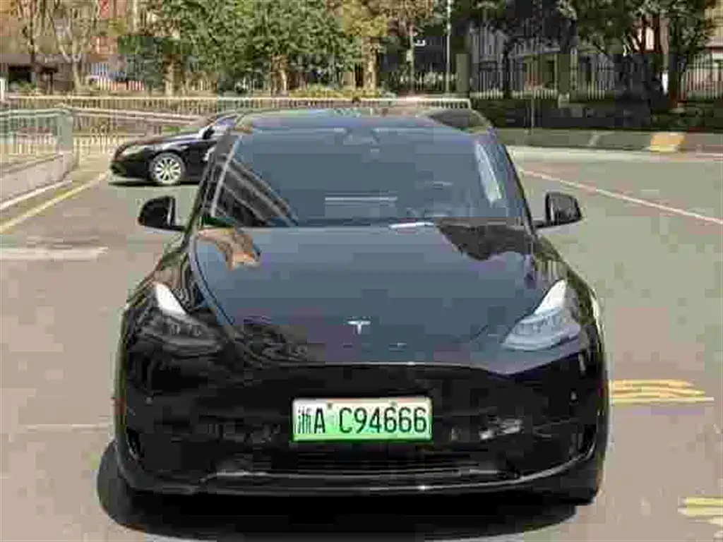 Tesla Model Y 2022 — фото 2
