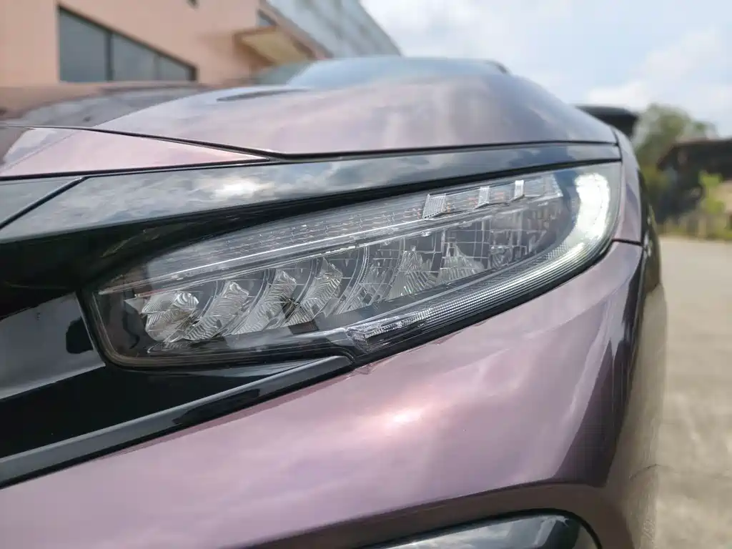 Honda Civic 2020 — фото 17